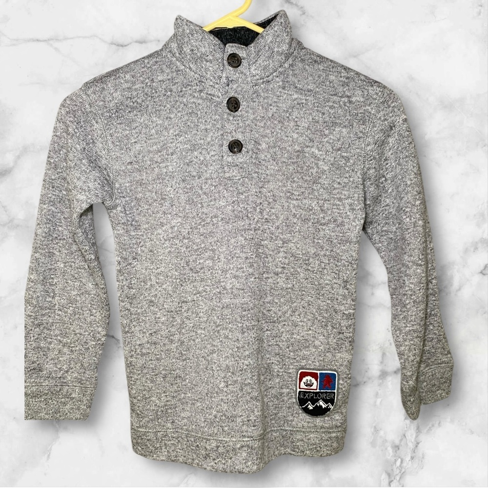 365 Kids by Garanimals Gray 3-Button Pullover with "Explorer" Patch